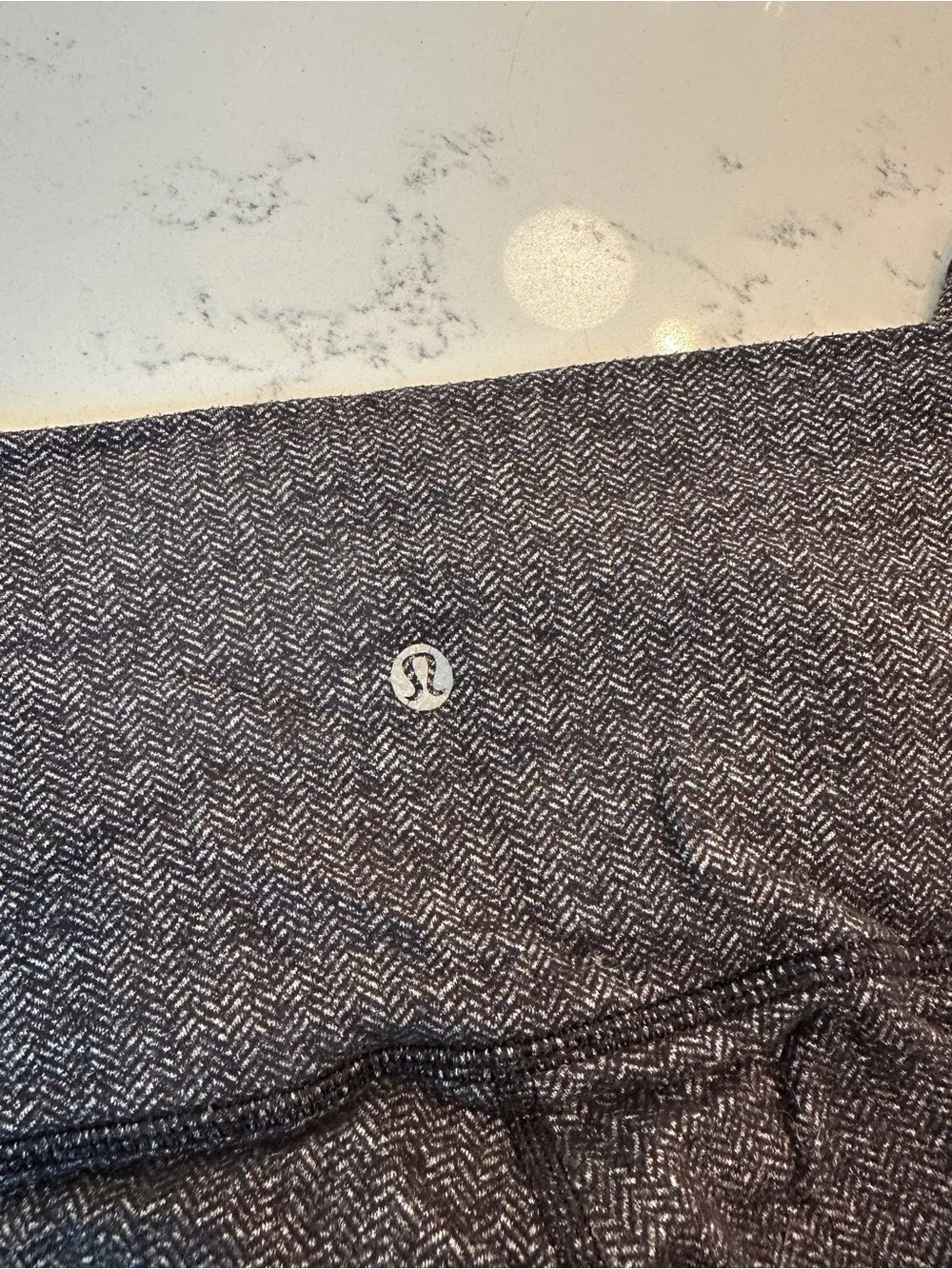 Lululemon Athletica Gray Black Herringbone Wunder Under Leggings size 4